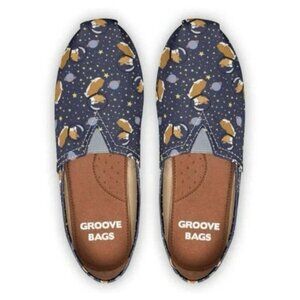NWOT Groove Bags Space Corgi Shoes Size 8.5 Womenโs